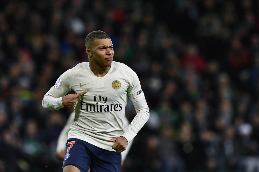 脱离“正轨”的旅居人，在逃避什么？